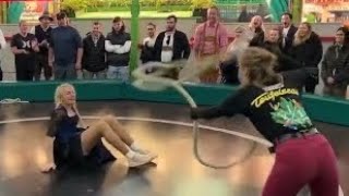 Teufelsrad Damen Y Girls Ride 8 Oktoberfest München 2022 Devils Wheel Woman Crazy Girls