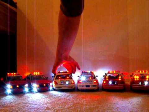 1 18 FDNY NYPD COLLECTION Custom Models W Lights Charger Ford Crown 