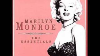 Watch Marilyn Monroe Kiss video