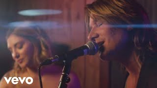 Keith Urban Ft. Julia Michaels - Coming Home