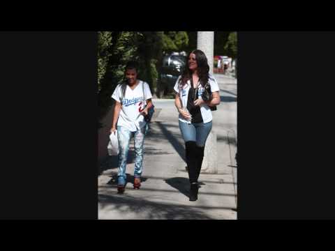 Kourtney Kardashian and Khloe Kardashian going to Dodgers Game 3 050609 