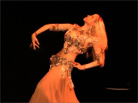 bellydance performance at Drom, NYC :: belly dance