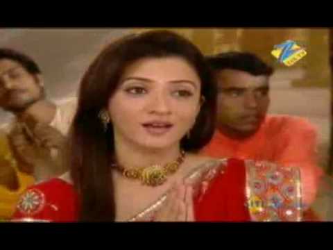 Yahan Main Ghar Ghar Kheli April 02 10 - Song