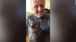Anthony Hopkins Is Whiling Away The Hours By Playing The Piano To His Cat
