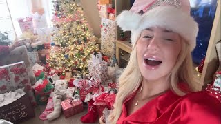 One Hour Tana Mongeau Christmas Special So Late Sry