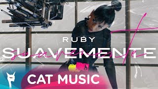 Watch Ruby Suavemente video