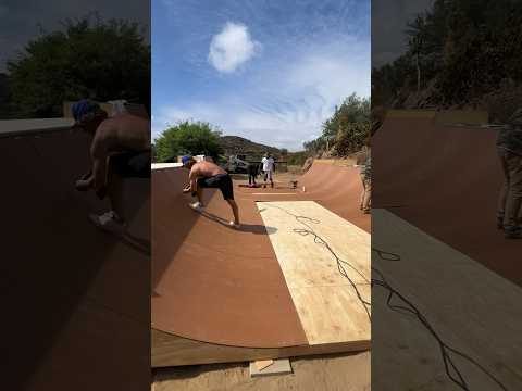 Putting in the gator skins on a dream ramp‼️🤘🏽 #skateclipsdaily #skateboarding #miniramp #ramp
