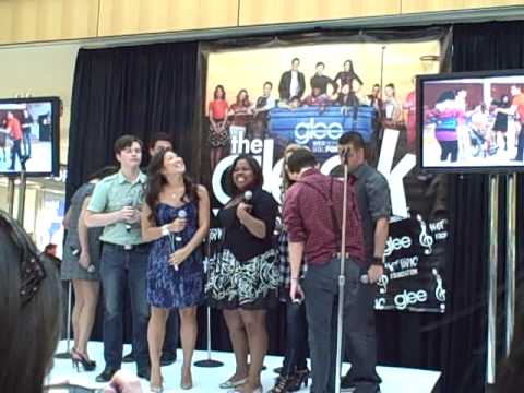 Gleek Tour - Dallas Galleria Pt. 1