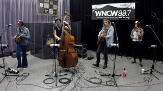 Watch Della Mae Sixteen Tons feat Avril Smith  Alison Brown video