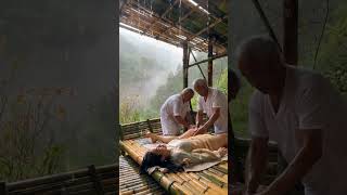 Hujan Di Gubuk Bambu Sentuhan Lembut Di Ladang Pegunungan
