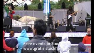 Watch Naive New Beaters La Trumpets video