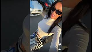 Julie Ricci Ne Va Pas Bien, Elle Dit Que Son Tel A Été Piraté Et Des Photos Intimes Delle Ont Fuité