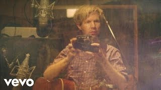 Watch Beck Country Down video