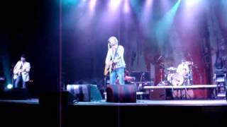 Watch Dierks Bentley Little Heartwrecker video