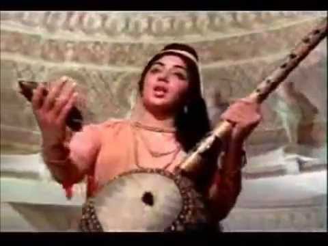 Old Hindi Movie Bhajan Govind Bolo Hari Gopal Bolo with English...