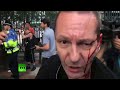 Choques sangrientos durante una marcha neonazi en Reino Unido