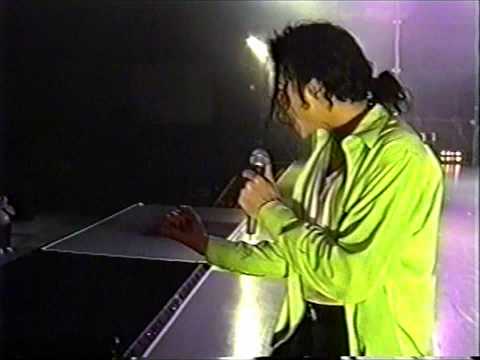 Michael Jackson - Beat It (Dangerous Tour Rehearsals)