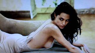 "She is sexy" Hot Angelina Jolie - Timos Song Live - Elektro Pop Techno - Berlin - HD