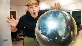 I Made the WORLD'S LARGEST Aluminium Foil Ball... (Mirror-Polished Japanese Foil Ball Challenge) I Made the WORLD'S LARGEST Aluminium Foil Ball... (Mirror-Polished Japanese Foil Ball Challenge)