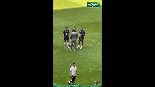 iY7G8h9ZhGY Video Image