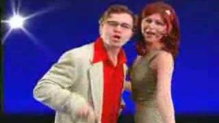Watch Red Elvises I Wanna See You Bellydance video