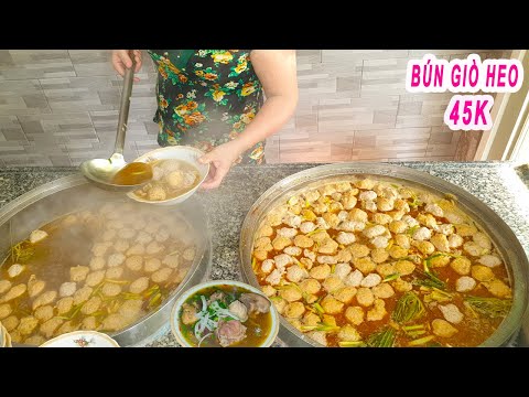 Choáng Với Nồi BÚN GIÒ HEO Cực Khủng | Khách đông nghẹt ở Sài Gòn