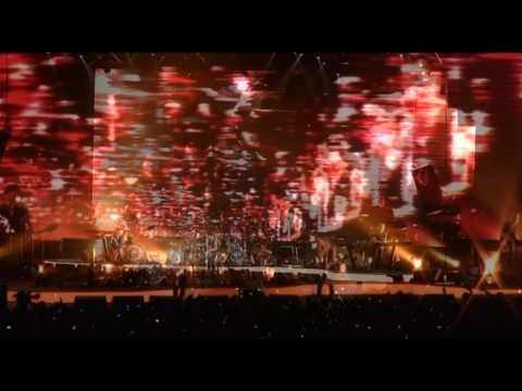 Depeche Mode - Hole To Feed - Live in