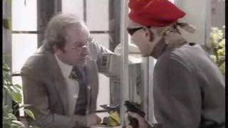 Bank robbery - The Young Ones - BBC comedy