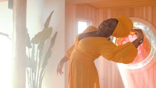 Watch IndiaArie Crazy video