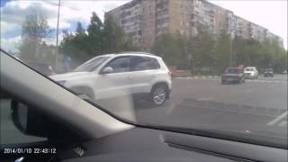 Видео Старый Оскол 09 05 2017г Авария на Комсомольском проспекте ..!!! от YsmakX Xxx, Комсомольский проспект, Старый Оскол, Россия