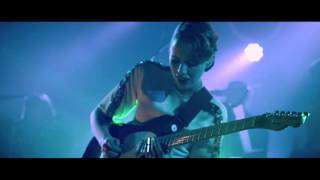 Watch Anna Calvi Ghost Rider video