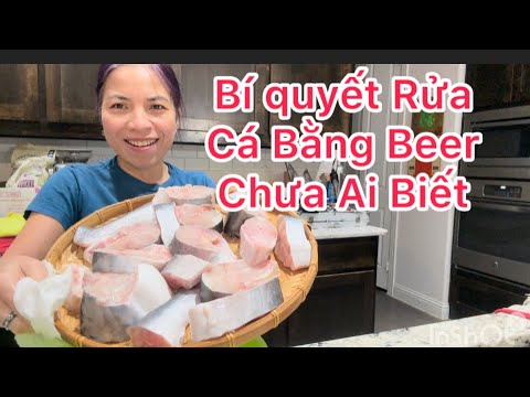 Braised snakehead fish, sour soup for family dinner. Simple but delicious. Braised snakehead fish, sour soup for family dinner. Simple but delicious.