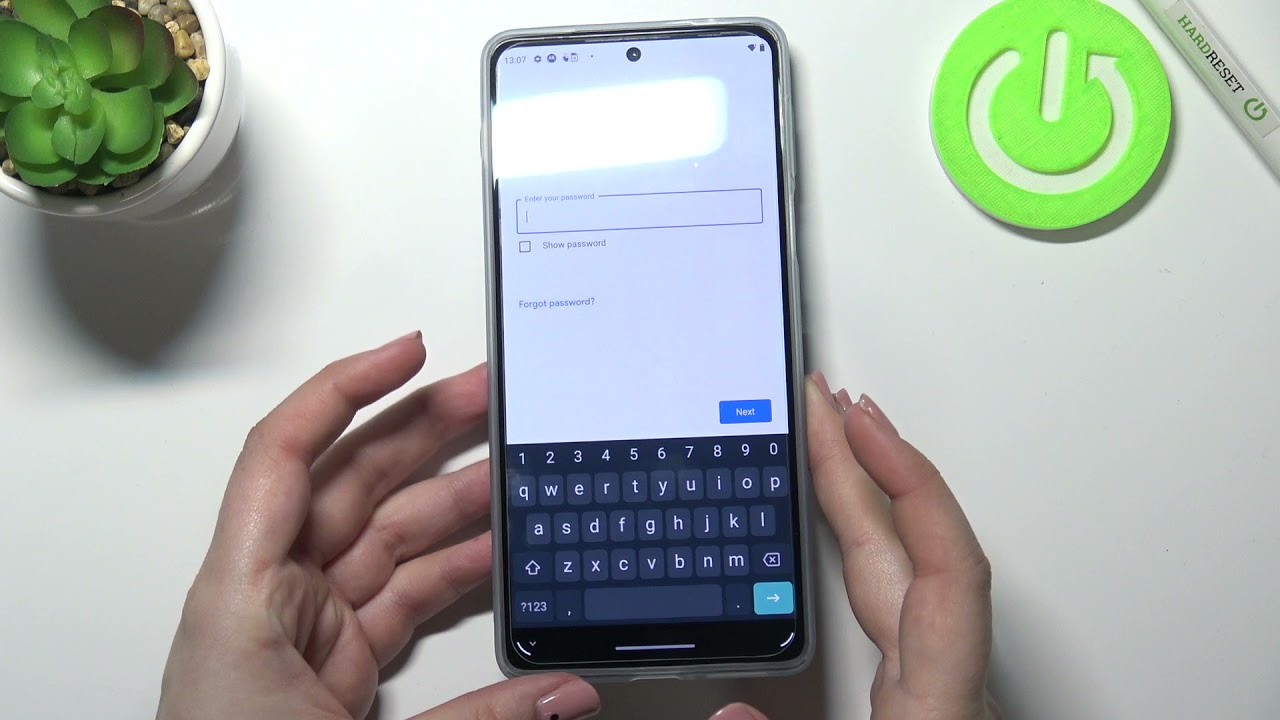 How to Add and Remove Google Account on MOTOROLA Edge 20 How to Add and Remove Google Account on MOTOROLA Edge 20