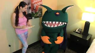 La Vore Girl Meets Kitty Gulp On Her New Job