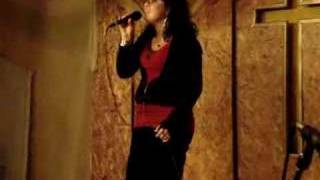 Watch Daniela Alguien Como Tu video