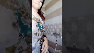 Desi Aunty Mummay Shower