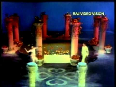 Neela Niram Vaanukkum HD Song