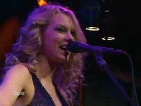 Taylor Swift: Teardrops On My Guitar (LIVE)