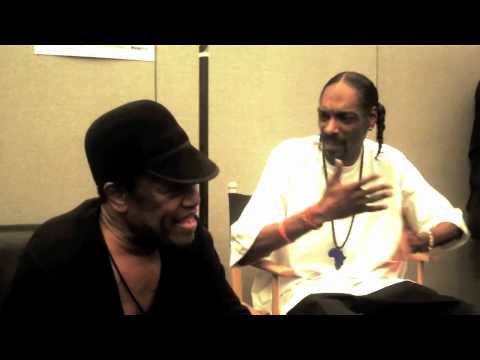 Snoop Dogg Talking With Bobby Womack