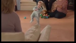 Baby dancing (Gangnam Style)
