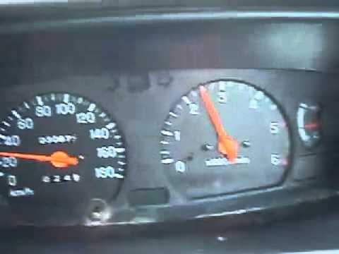 2006 Mitsubishi Triton 28 litre turbo diesel 060 km h