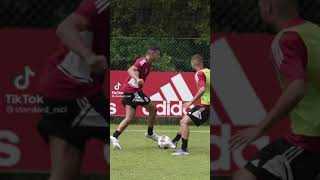 iknLL4jPaww Video Image
