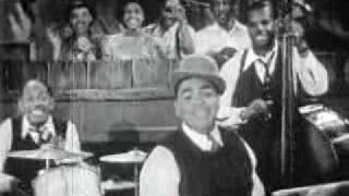 Watch Fats Waller Your Feets Too Big video