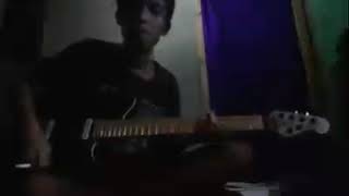Melodi gitar Egois!! enak banget suaranya