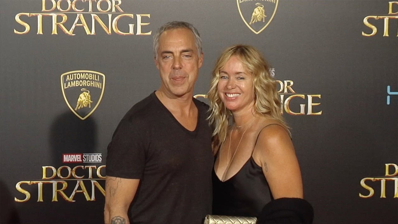    Titus Welliver con sexy, lindo, Esposa Jose Stemkens 