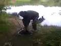 How to catch carp in seconds.
special thanks to M Langley.
No fish were injured in making this video.