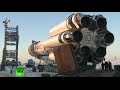 Proton rocket w/Gazprom Yamal satellite