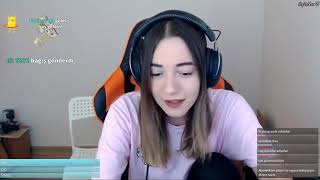 Miafitz Deli Mi Ne Sahaya Atladı İzliyor Fena Eleşti̇ri̇yor Twi̇tchi̇story