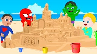 SUPERHERO BABIES MAKE A GIANT SAND CASTLE ❤ Spiderman, Hulk & Frozen Play Doh Cartoons For Kids