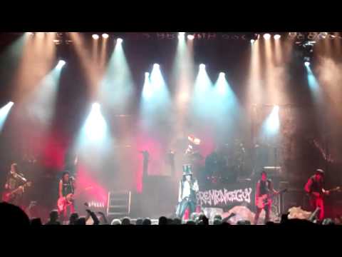 Alice Cooper School's Out live 8/21/2011 Count Basie Theater, Red Bank, NJ in HD Quality